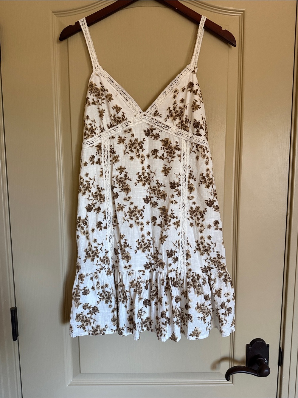 No Boundaries White & brown floral dress